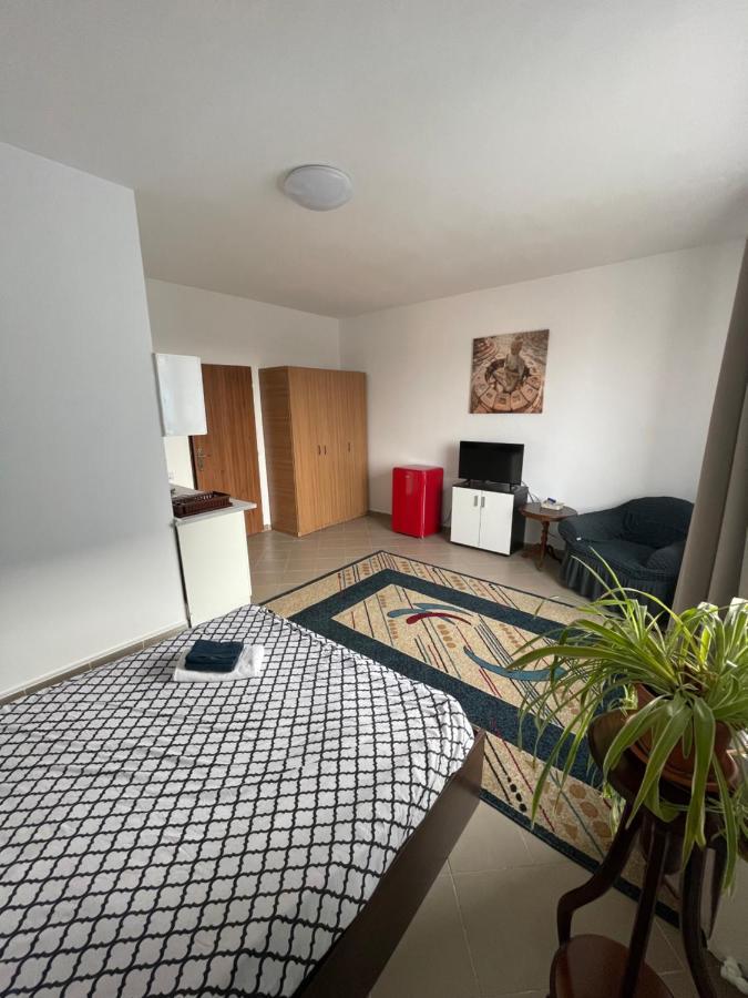 Luanaapartments# 40B Otopeni Bagian luar foto